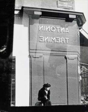 Ohne Titel (Paris, Rue Saint Guillaume)