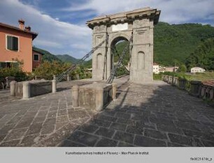 Ponte delle Catene, Bagni di Lucca