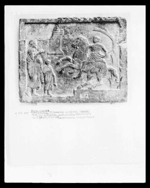 Weiherelief mit Reiter