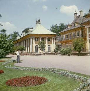 Dresden. Schloß Pillnitz, Bergpalais, Hofseite