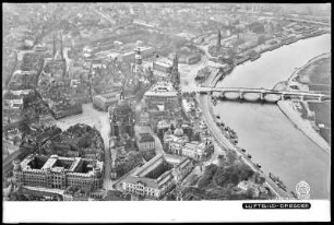 Dresden, Blick auf Altstadt mit Augustusbrücke, Luftbild