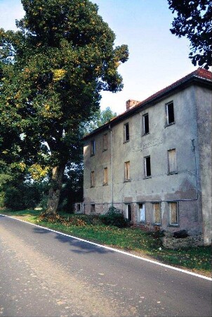 ehemalige Bingenmühle, stark verfallen, an der Straße zwischen Almerswind und Selsendorf