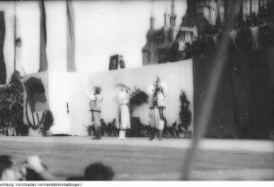 Dresden, Heinz-Steyer-Stadion, Auftritt des Moissejew-Ensemble, 3./4. Januar 1950