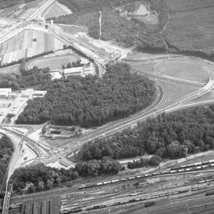 Verlegung der Kreuzung Ottostraße/Wolfartweierer Straße im Zusammenhang mit dem Bau der Südtangente