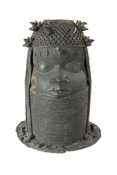 Memorial head of an Oba