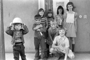 Unterstützung für die beim Brand in einer Wohnanlage in der Lindenallee geschädigte Familie Guthier durch die Kindergruppe "Schmetterlinge" der Förderkreis-Spielstube Oberreut