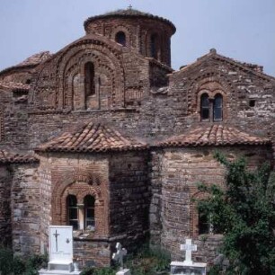 Vlachernen-Kirche bei Arta. Apsidenseite. M 13. FR 11.5.84