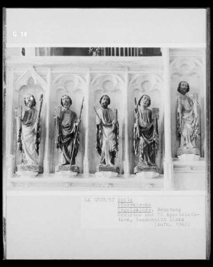 Christus und die zwölf Apostel