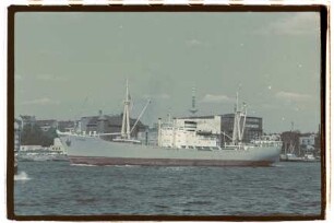 Ulanga (1955), Essberger.- John T. Essberger, Hamburg