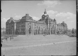 Sächsische Staatskanzlei, ehemaliges Ministerialgebäude