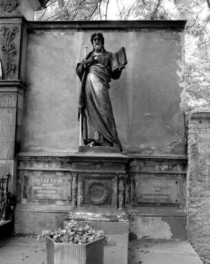 Grabmal für den Bildhauer Václav Levý und den Maler Karel Purkyně