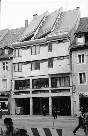 Freiburg: Geschäftshaus Kaiser-Joseph-Straße