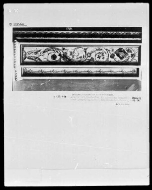 Leiste mit Arabesken im modernen römischen Mosaik nach pompejanischen Vorbildern, Raumverzierung