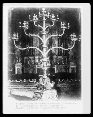 Trivulzio-Kandelaber