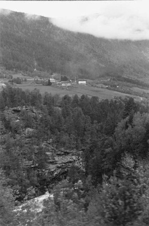 Tal : Siedlung in einem Tal.
