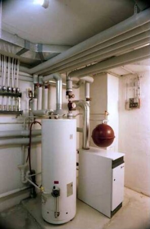 Merzhausen: Automatischer Gasofen in Wohnung
