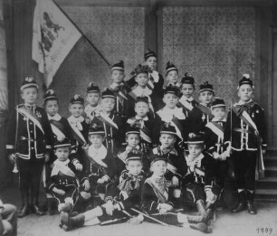 Gruppenbild Neusser Edelknaben 1889