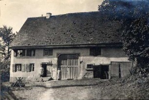 Privatalbum mit Karlsruher Motiven. Bauernhaus