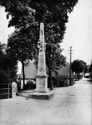 Distanzsäule : Altenberg, Hauptstraße. Distanzsäule (1722)