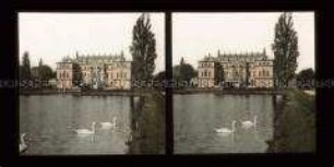 Blick über Teich zum Palais im Großen Garten, Dresden