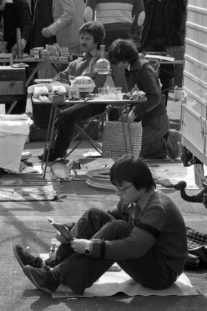 Flohmarkt auf dem Stephanplatz