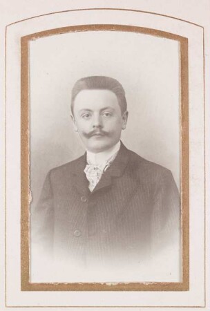 Unbekannte Person