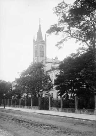 Chemnitz. Hospitalkirche. Straßenansicht