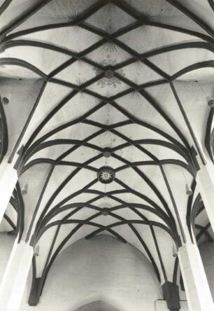 Leipzig-Zentrum. Thomaskirche. Gewölbe des Langhauses
