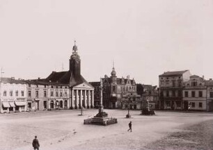 Rosenberg, Marktplatz : Rosenberg (Olesno/Polen). Marktplatz mit Rathaus
