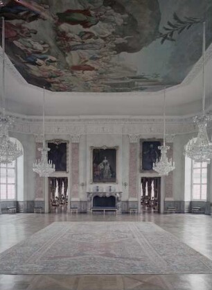 Schloss Fasanerie — Westflügel — Mittelpavillon — Großer Festsaal