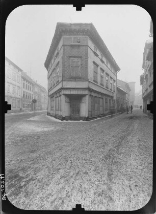 Arnstadt, Johannisgasse. Wohnhaus mit Laden. Eckansicht