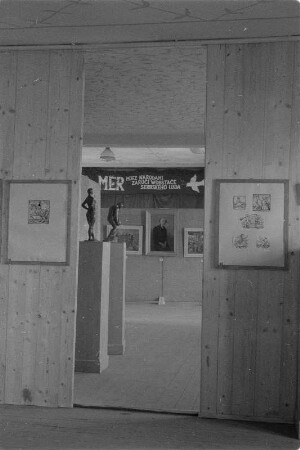 Ausstellungseröffnung des Arbeitskreises sorbischer bildender Künstler in Malschwitz. : Wotewrjenje wustajeńcy koła serbskich tworjacych wuměłcow w Malešecach.