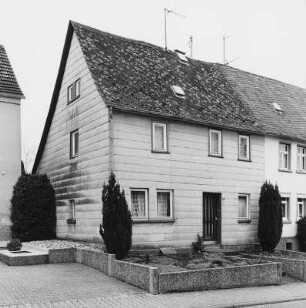 Elbtal, Dorfstraße 8