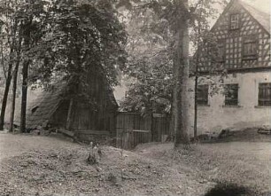 Ponelmühle bei Asch. Straßenansicht mit Hoftor