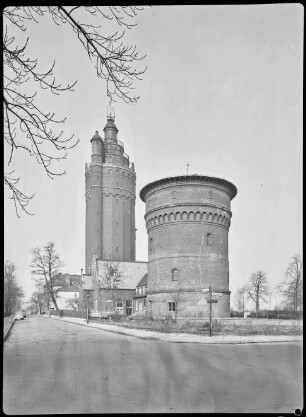 Wasserturm-Ost und Wasserturm-West