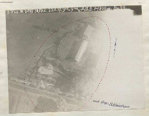 Grashof an der Straße Oberschleißheim - Dachau (800 m)