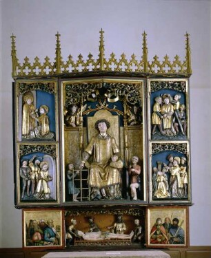 Flügelaltar mit Sitzfigur des heiligen Laurenzius im Mittelschrein und Szenen aus seinem Leben auf den Flügeln