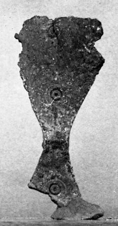 Doppelbeil mit Ornament (konzentrische Kreise)
