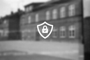 Stadtschule: Königstraße: Schulhof: Rückfronten des "Rotes Schulhauses" und des angrenzenden Hauses