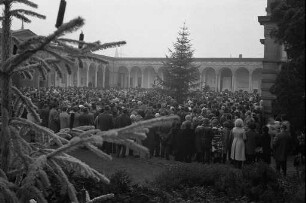Musikalische Feierstunde auf dem Karlsruher Hauptfriedhof an Heilig Abend