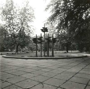 Spremberg. Georgenberg, Stadtpark. Springbrunnen (1976)