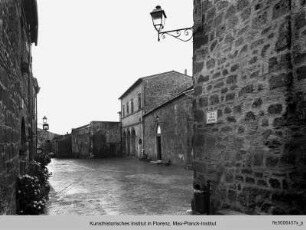 Piazza del Pretorio, Sovana di Sorano