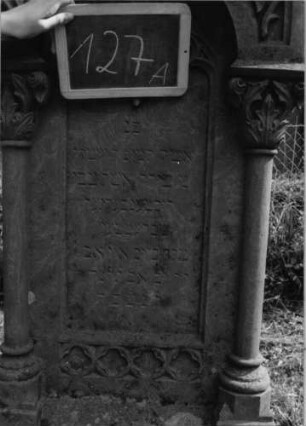 Grabstein 127 (Index: 100081311) Zustand: noch stehend Maße HxBxT: 190x70x36 cm: Grabstein 127A