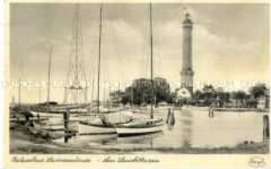 Leuchtturm und Yachthafen im Ostseebad Swinemünde