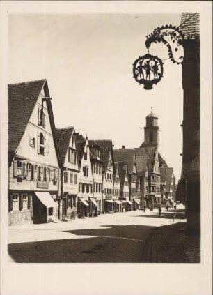 Dinkelsbühl. Blick in die Segringer Straße