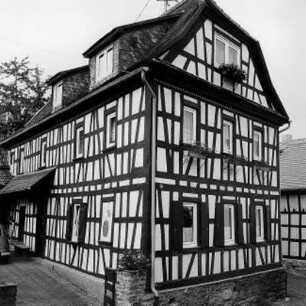 Hofheim am Taunus, Alt Lorsbach 26