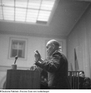 Arbeiterveteranen mit Bezirksleitung Genossen Krolikowski (1960.10.14); Akademie verdienter Parteiveteranen (1989.04.17)