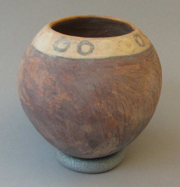 Clay vessel