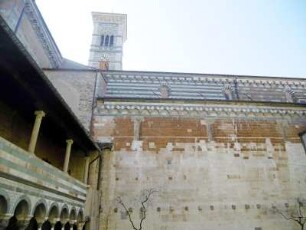 Prato: Dom