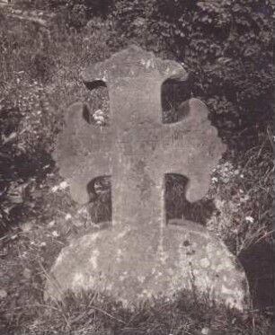 Alter Friedhof. Grabkreuz 1774